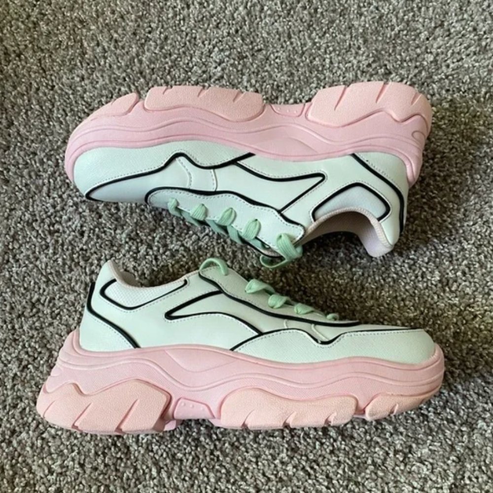 Skechers: Amp'd City Limits Sneakers